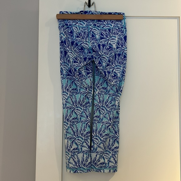 Lilly Pulitzer cropped workout workout pants - Picture 3 of 4